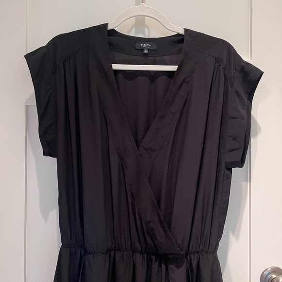 Aritzia Babaton Corbett Romper Sz M - Picture 3 of 7